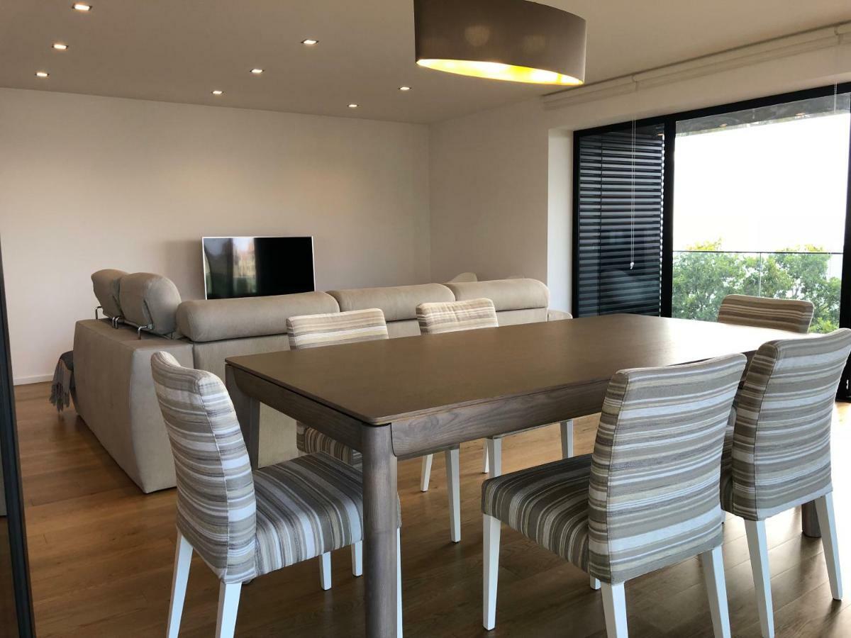 Astro Vista Madeira Apartments فونشال المظهر الخارجي الصورة